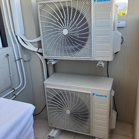 Appartement F3 Proche De La Mer Cagnes-sur-Mer Extérieur photo